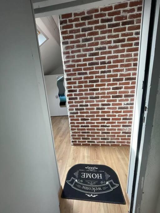 Edouard 2. Logement Complet. Charleville-Mézières Dış mekan fotoğraf