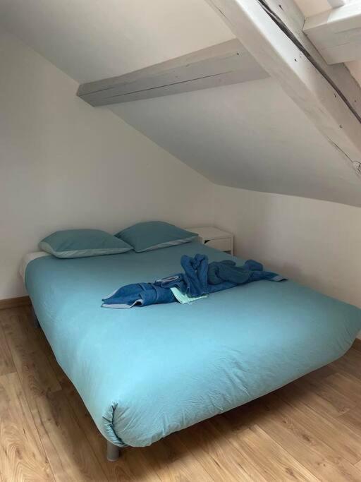 Edouard 2. Logement Complet. Charleville-Mézières Dış mekan fotoğraf